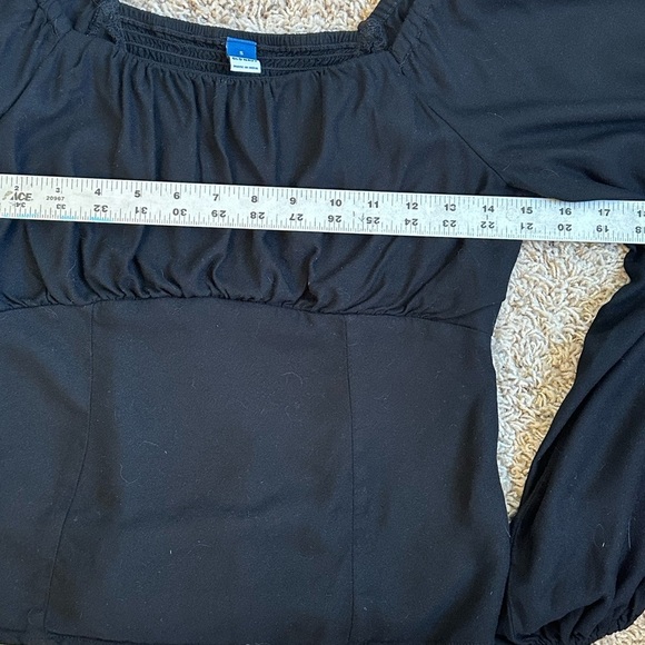Old Navy Square Neck Peasant Black Blouse with Smocked Back Sz S - Picture 12 of 12